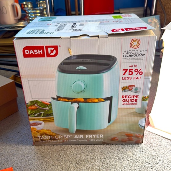 Brand New Dash Express Tasti-Crisp 2.6qt Air Fryer - Aqua - Picture 1 of 3